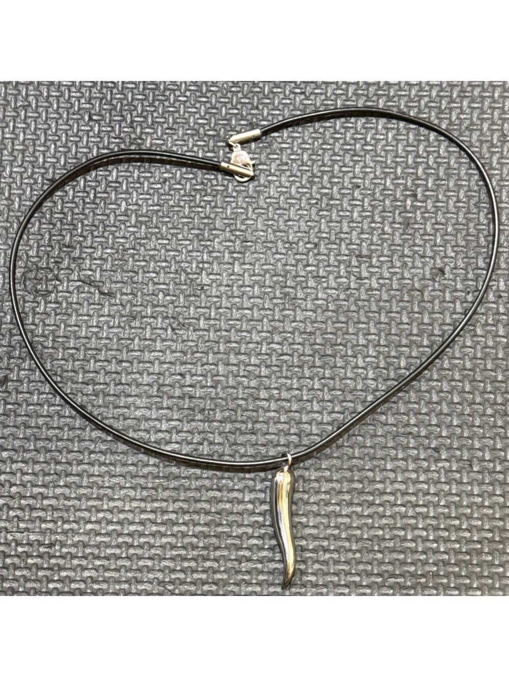 Italian Horn Charm With 18” Necklace | Modern